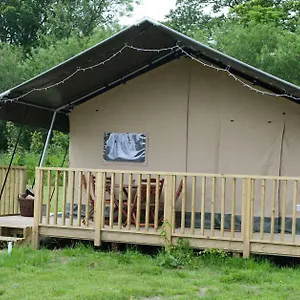 Canadian Fields Lodge